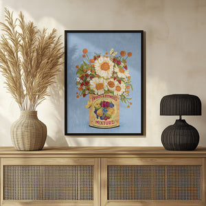 Tablou înramat „Flowers In a Vintage Tea Can” de Raissa Oltmanns