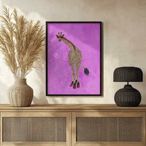 Tablou înramat „Quirky Giraffe wearing shoes” de Sarah Manovski