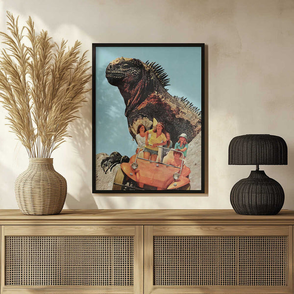 Tablou înramat „Iguana Beach Weekend” de Mikhail Siskoff