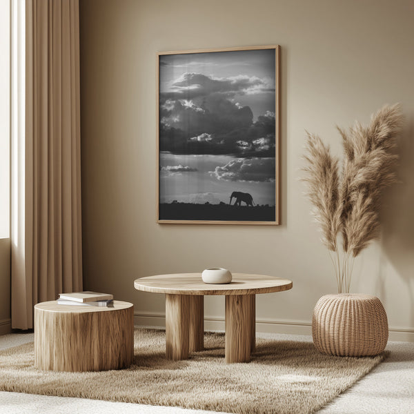 Tablou înramat „He walks under an African Sky” de WildPhotoArt