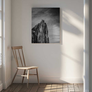 Tablou canvas „Balancing between Earth and Sky” de Thomas Vuillaume