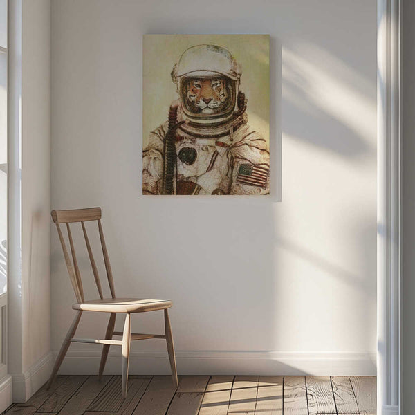 Tablou canvas „Tiger In A Vintage Astronaut Suit” de Mike Koubou