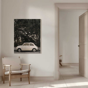 Tablou canvas „Little Car in Paris” de Pictufy Studio III