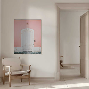 Tablou canvas „The white door Lisbon” de Raisa Zwart