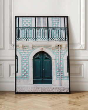 Tablou înramat „Lisbon Door” de Raisa Zwart