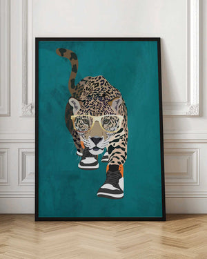 Tablou înramat „Jaguar prowling in high top sneakers” de Sarah Manovski