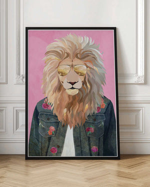 Tablou înramat „Golden fashion lion 1” de Sarah Manovski