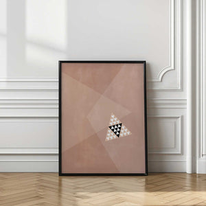 Tablou înramat „Geometric Design With A Central Triangular Pattern” de Elena Ristova