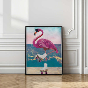 Tablou înramat „Flamingo rollerskating on the beach” de Sarah Manovski