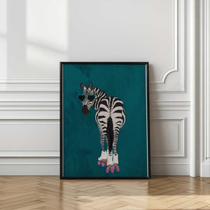 Tablou înramat „Rollerskating Zebra turquoise” de Sarah Manovski