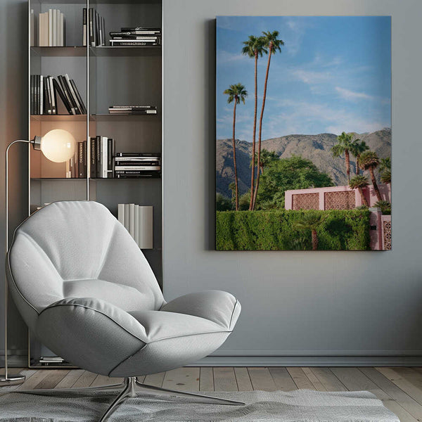 Tablou canvas „Palm Springs Pink House” de Bethany Young