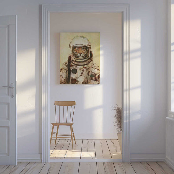 Tablou canvas „Tiger In A Vintage Astronaut Suit” de Mike Koubou