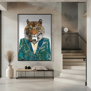 Tablou înramat „Tiger Jugnle Jacket 3” de Sarah Manovski