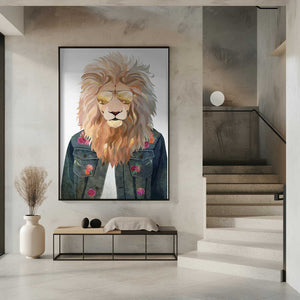 Tablou înramat „Golden fashion lion 3” de Sarah Manovski