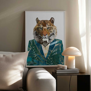 Tablou înramat „Tiger Jugnle Jacket 3” de Sarah Manovski