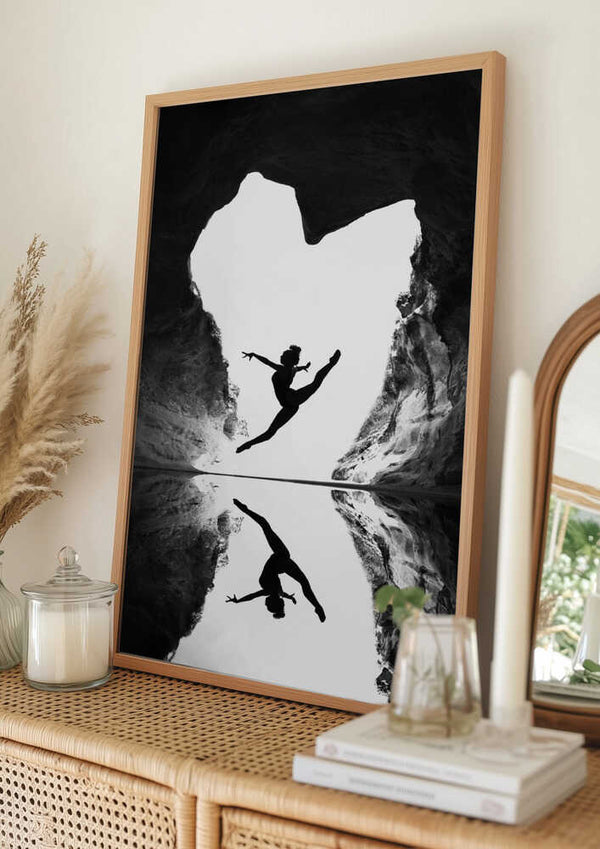 Tablou înramat „A beating heart” de Eyal Amer