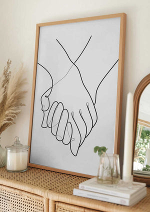 Tablou înramat „Holding Hands Lines” de Pictufy Studio II