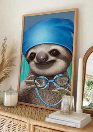 Tablou înramat „SLOTH WITH GOGGLES” de Adam Lawless