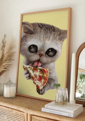 Tablou înramat „cat loves pizza” de Adam Lawless