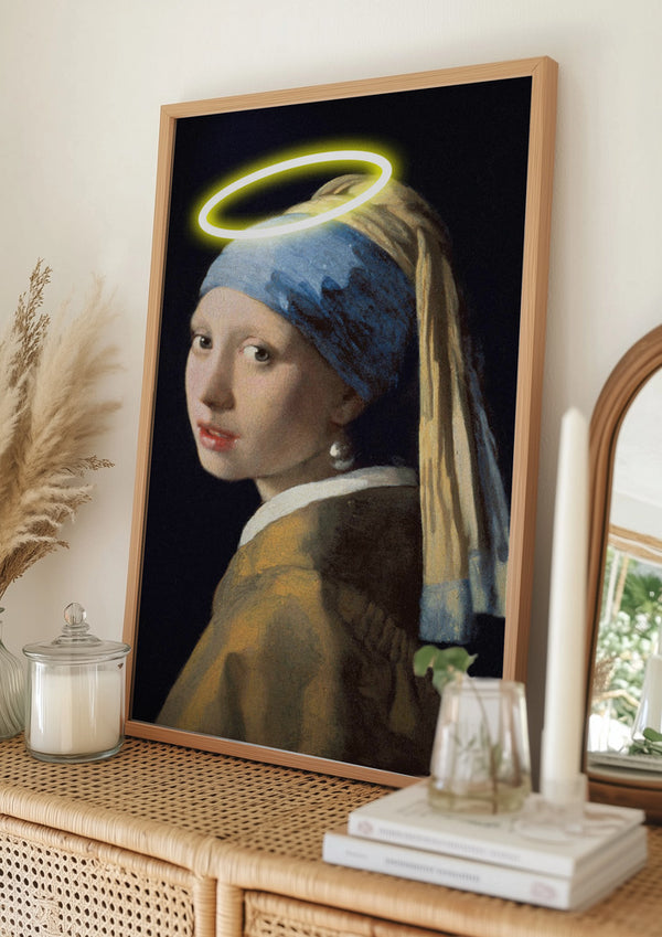 Tablou înramat „Girl With A Halo” de Artelele