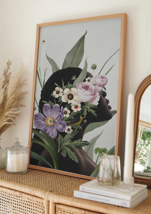 Tablou înramat „Purple flower” de Frida Floral Studio