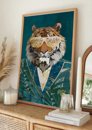 Tablou înramat „Tiger Jungle Jacket 2” de Sarah Manovski