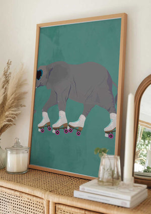 Tablou înramat „Elephant Rollerskating teal” de Sarah Manovski