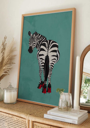 Tablou înramat „Zebra in heels teal” de Sarah Manovski