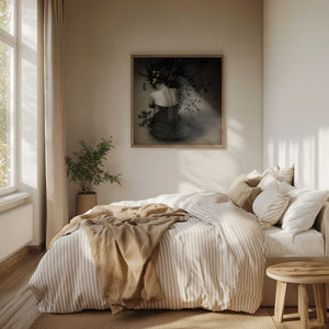 Tablou înramat „Night scented girl” de Kiyo Murakami