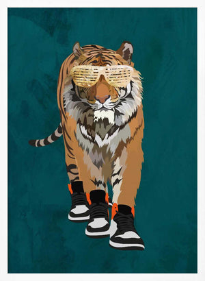 Tablou înramat „Tiger prowling in high top sneakers” de Sarah Manovski
